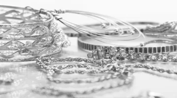 تحديثات الأسعار.. تراجع مفاجئ في سعر جرام الفضة عيار 925 اليوم الثلاثاء